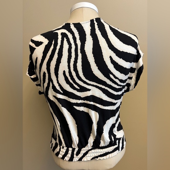New Look Black White zebra print twist front Blouse Elegant Top women's size S - Picture 5 of 8
